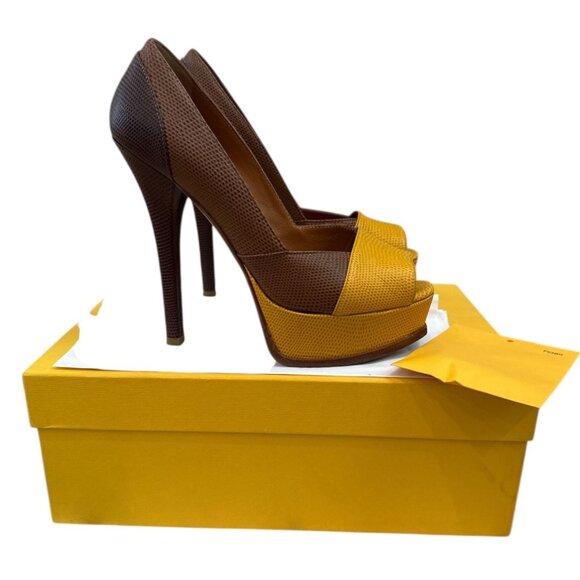 Fendi Peep-Toe, Color-blocked Platform Pumps, size EU 37 - Picture 1 of 16